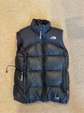 The North Face girls puffer vest! Size L